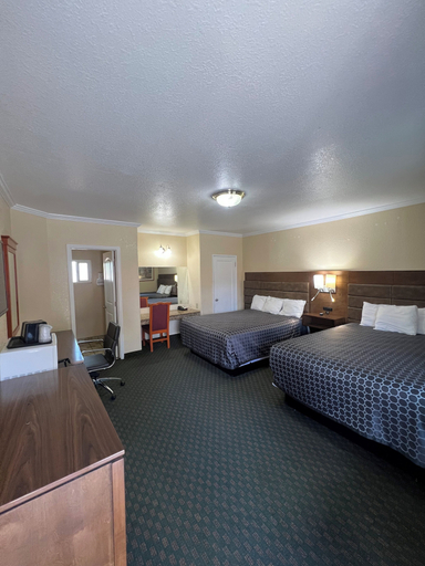 Bedroom 2, Budget inn, Santa Clara