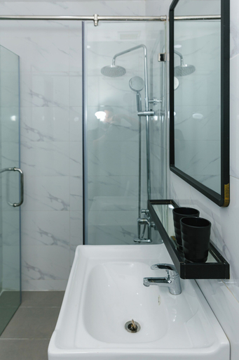 Bathroom 4, Be Staycation, Bình Thạnh