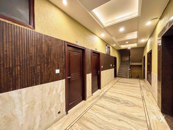 Others 5, Hotel Nirvana Palace, Garhwal
