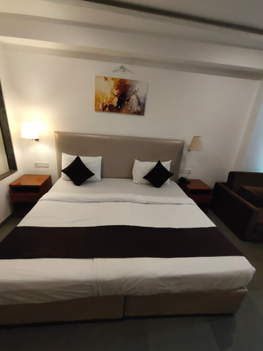 Room 2, Viola Beacon Resort Lonavala Maharashtra, Pune