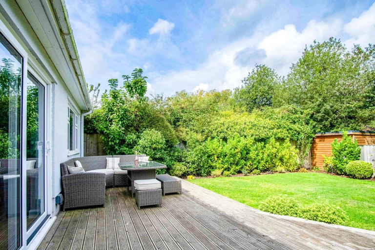 Terrace/patio 3, Marshmallow - 2 Bedroom Cottage - Oxwich, Swansea