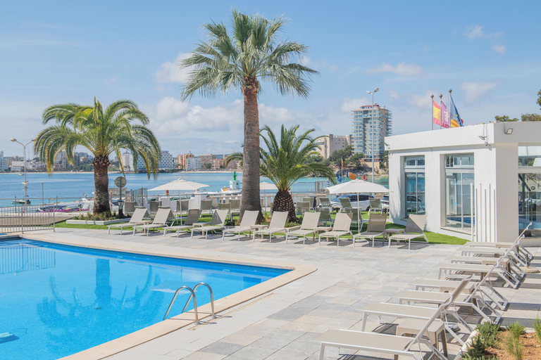 Sport & Beauty 3, Suites ROC Portonova - Newly Renovated 2026, Baleares
