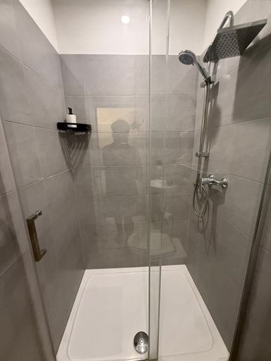 Bathroom 3, Cozy 1BR Apt Walk to Westbahnhof, Wien