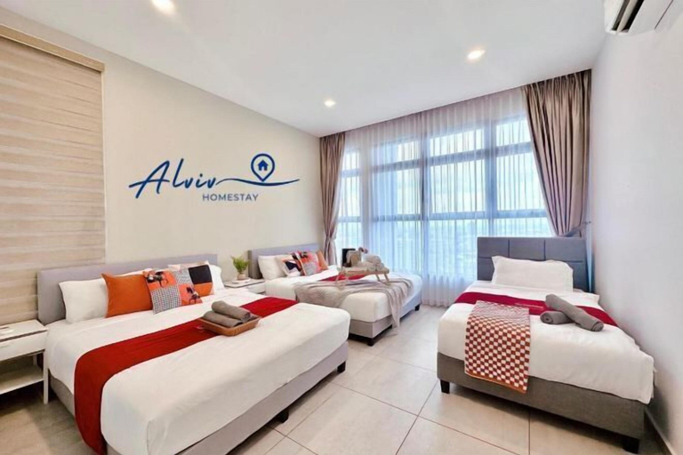 Room 5, Atlantis Melaka I 5-11Pax I 5Min JonkerSt BY Alviv Management, Malacca City