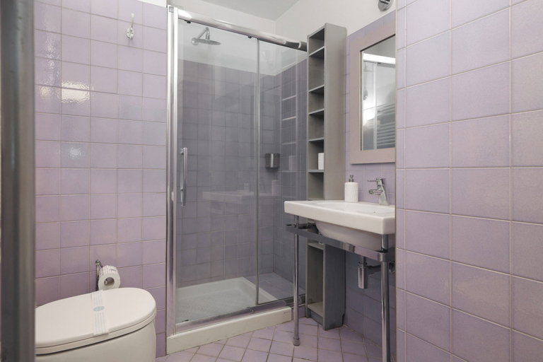 Bathroom 2, Delightful Family Flat with Terrace, Milano