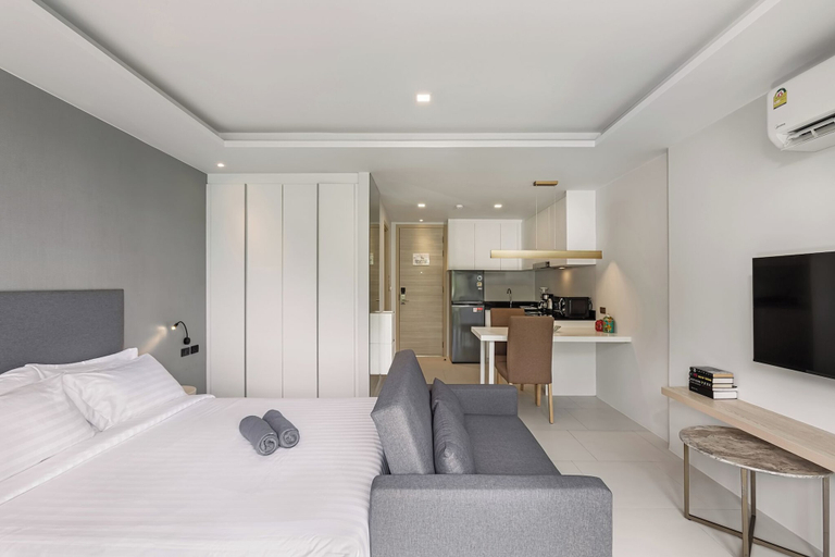 Room 4, Studio in Utopia Karon Phuket A2-605, Phuket Island