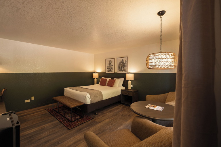 Bedroom 4, The Glen Resort, Mason