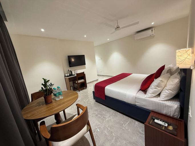 Room 5, Hotel Maritan - Hitech City, Hyderabad, Hyderabad