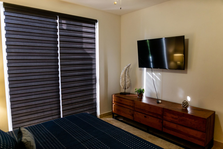 Others 4, Peninsula 102 2 BR by Casago, La Paz