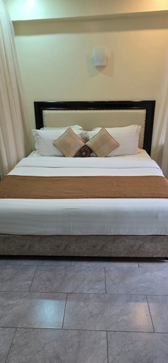 Room 5, Ufanisi Resorts, Nyaribari Chache