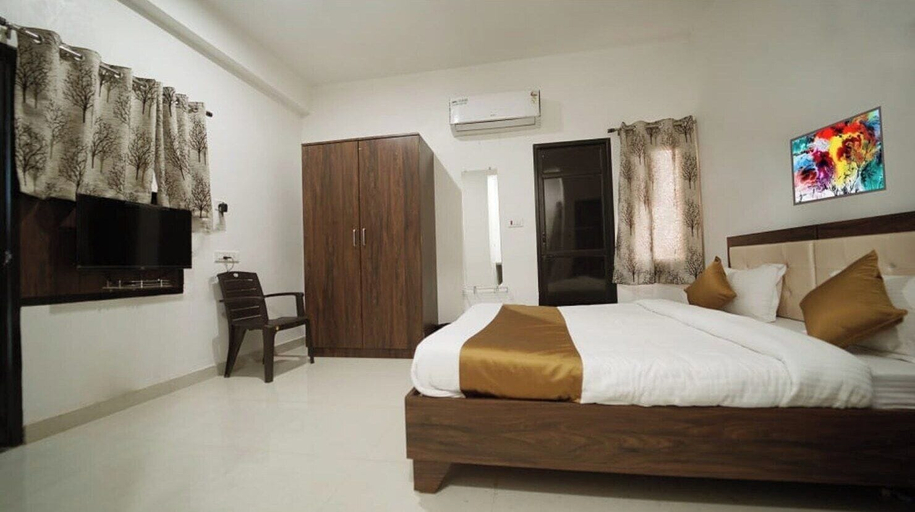 Room 4, Hotel Decent Inn, Udaipur
