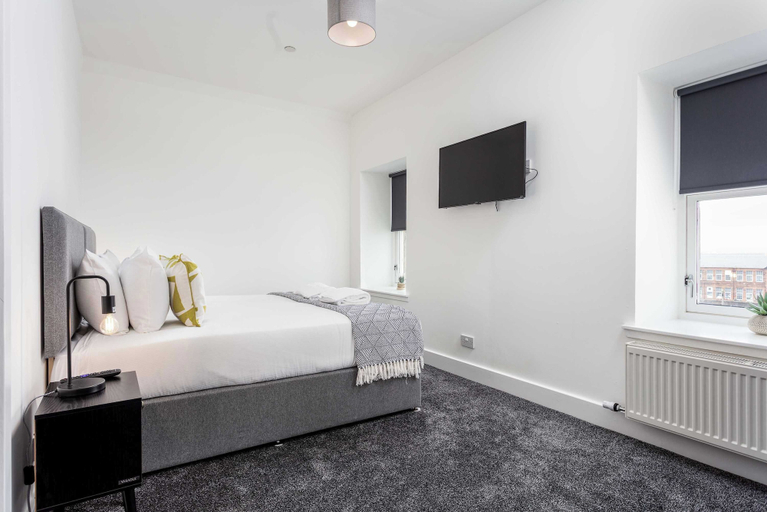 Living area 5, Weaver Suite, South Ayrshire