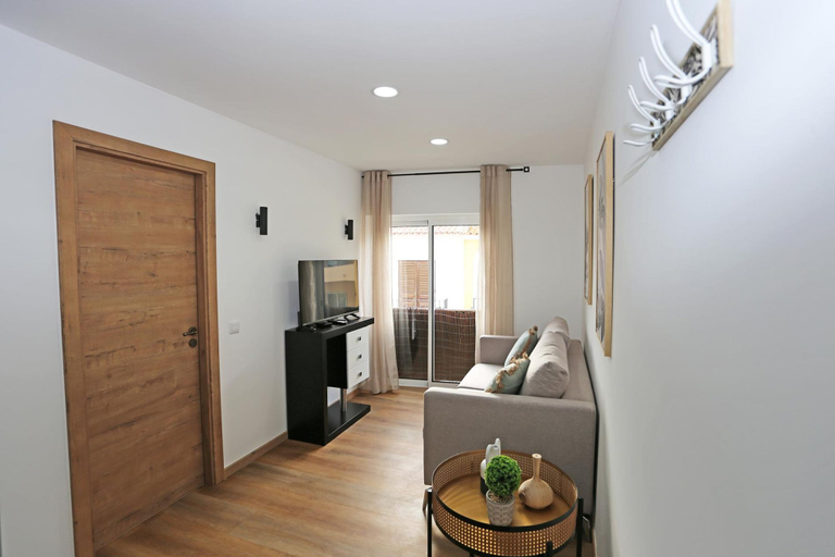 Room 3, B55 - Santo Amaro Hill Apartment, Lagos
