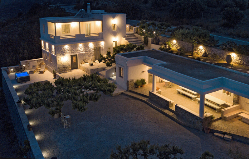 Exterior 2, Amvikas Suites in Sitia, Crete