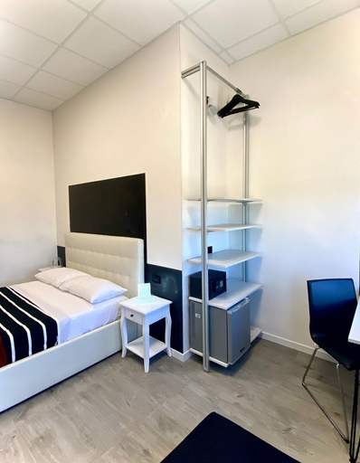 Bedroom 4, Hotel Tech, Bergamo