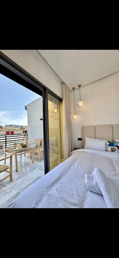 Room 4, ARENA 41, Casablanca