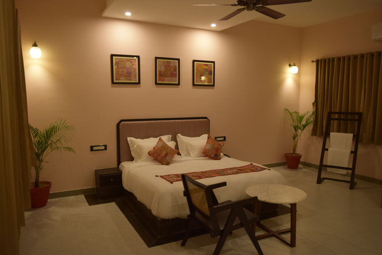 Room 2, Shivtara Jawai, Pali