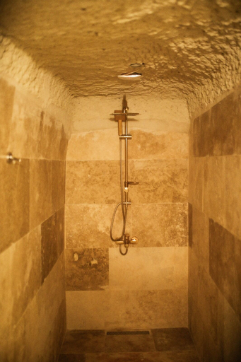Bathroom 3, Rose Moon Cave, Nevşehir