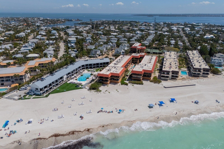 Beach 3, Playa Encantada 106 2 Bedroom Condo, Manatee