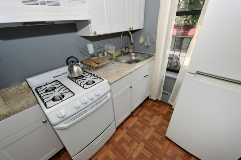 Room 2, Cozy Studio Near Central Park, New York