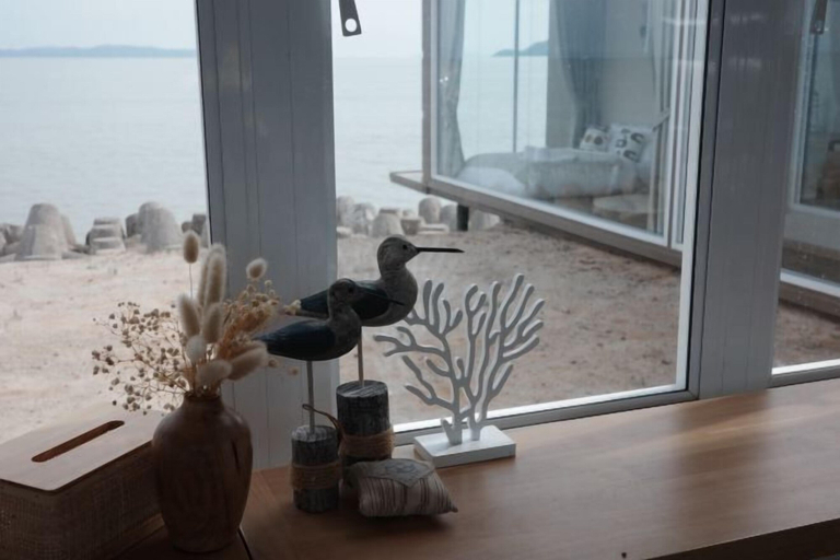Interior 2, The Street - BayFront, Langu