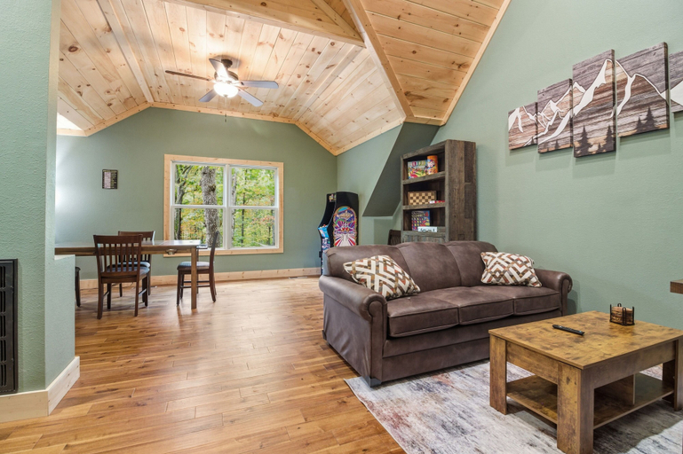 Living area, Jones Creek Cove, Sevier