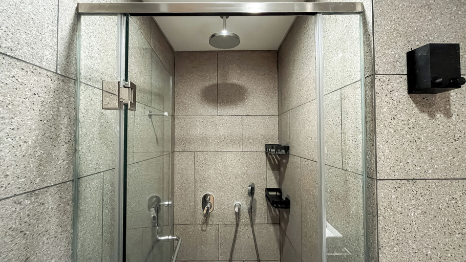 Bathroom 4, Strategic Studio At Antasari Place Apartment, Jakarta Selatan