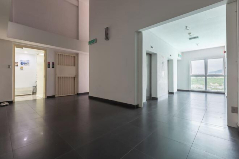Interior 2, Maritime Seaview Comfy Suite in Penang with TVbox.Pool.Wifi, Pulau Penang