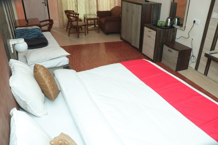 Room 2, Krishna Hotel And Restaurant, Kangra