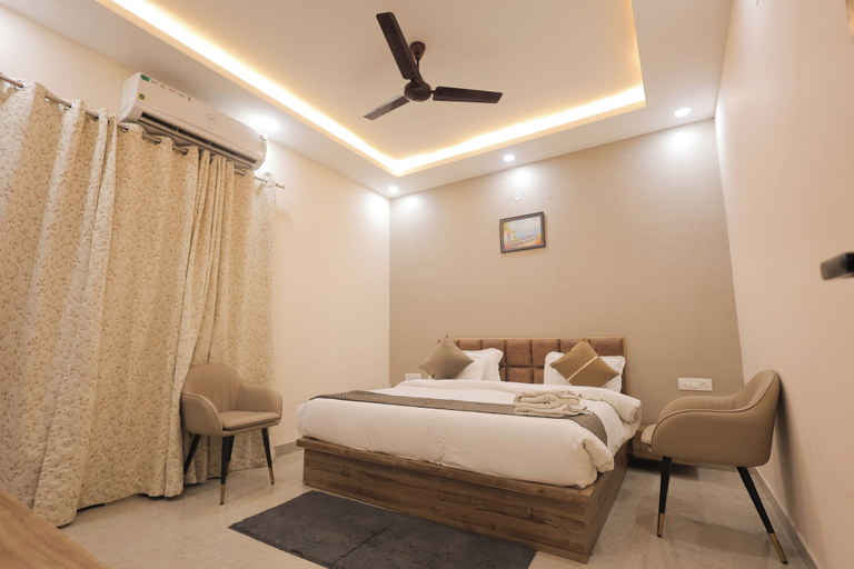 Bedroom 3, Hotel Mango Tree, Vrindavan, Mathura
