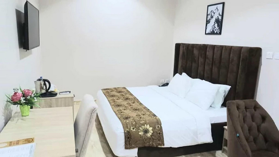 Bedroom 2, Pearl and Diamond Hotel, AbujaMun