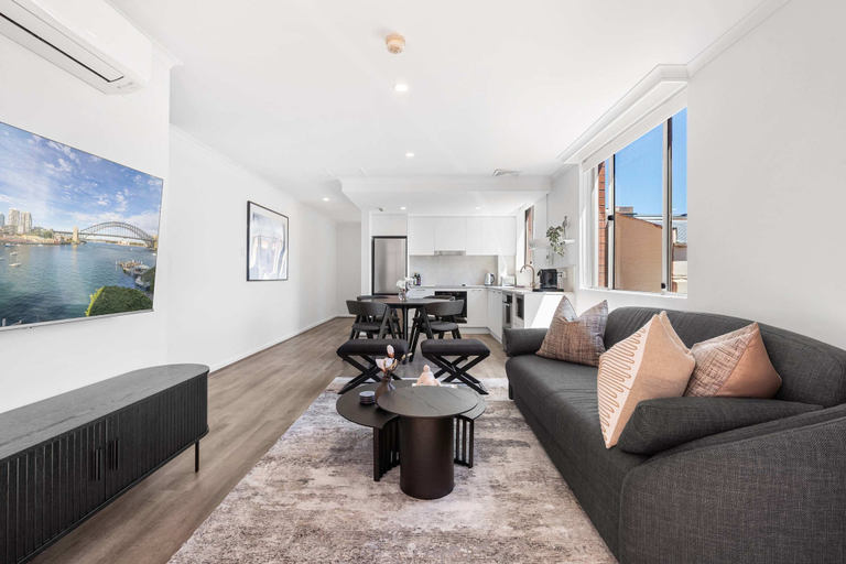 Room 5, Camperdown Cozy Corner 6, Sydney
