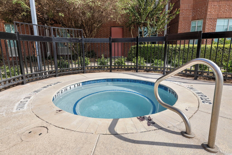 Sport & Beauty 5, Kompose Residences Houston Cy-Fair, Houston