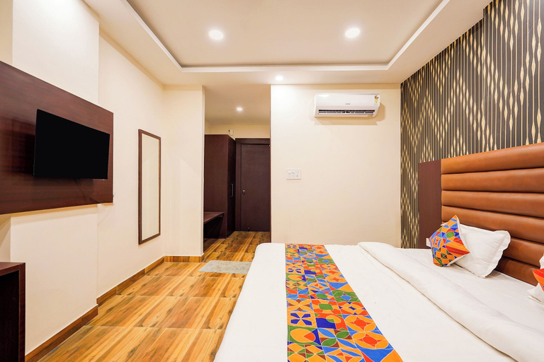 Room 3, Fabhotel Palm Bliss, Unnao
