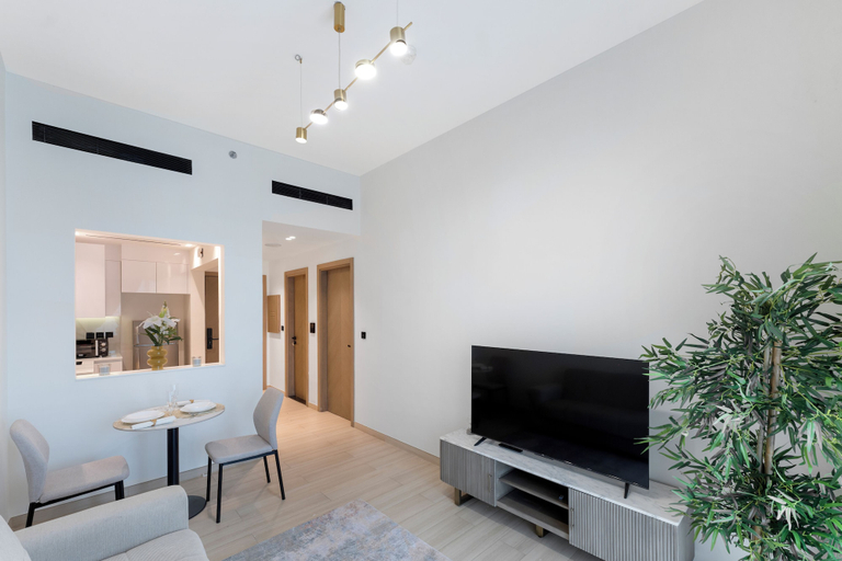 Living area 5, Elegant 1BR Stay in Binghatti Heights, Dubai