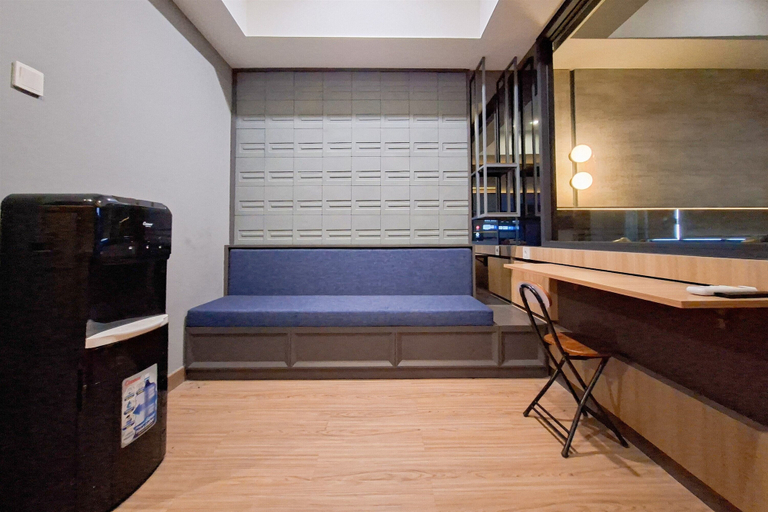 Living area 4, 1Br Near Binus Alam Sutera At Collins Boulevard Apartement, Tangerang