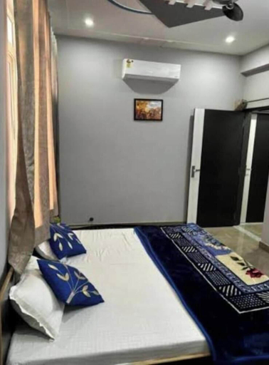 Room 5, Uphar Homestay - Hotel & Restaurant, Jaipur