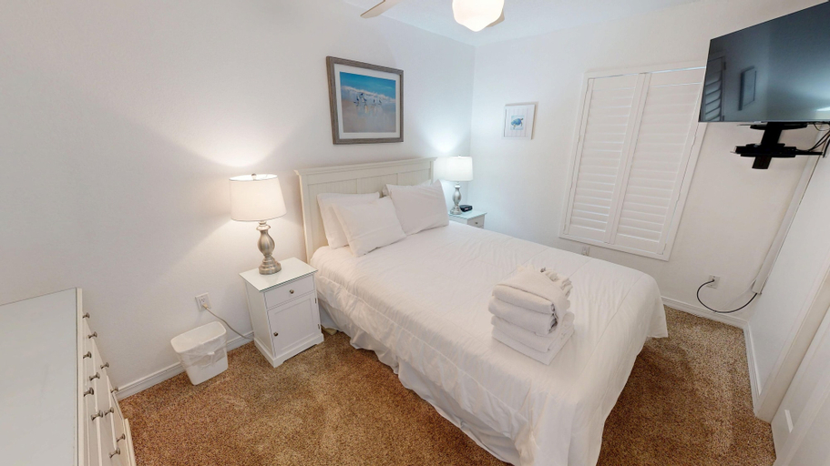 Room 2, Islander Beach Resort 6007 2 Bedroom Condo, Okaloosa