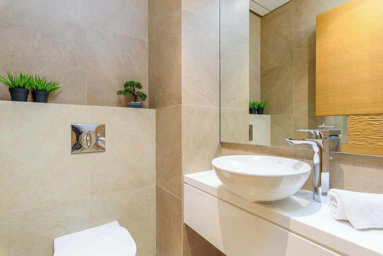 Bathroom 2, Viva 3-BR Apt in Waterfront Dbayeh, El Metn