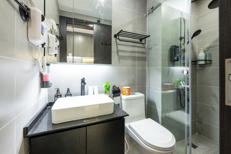 Bathroom 2, M Residence-Cozy Stay by Soben Homes, Phnom Penh