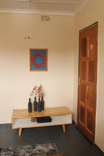 Room 2, Sibebe Hills Vista, Hhukwini