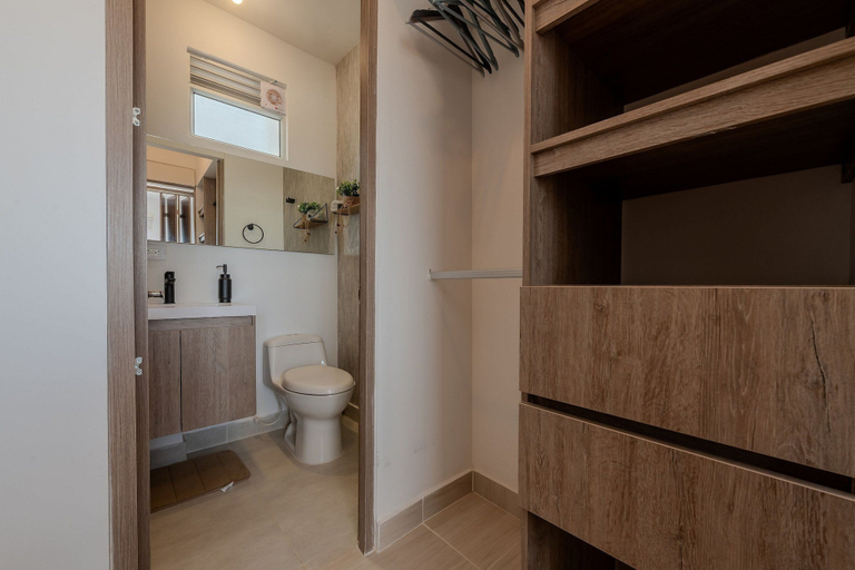 Bathroom 2, Condominio Moderno nuevo Trevi, Cartagena de Indias