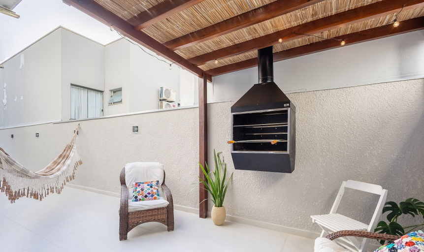Terrace/patio, Apart w/ a Barbecue, 230 m From the Beach Sha0104, Piçarras