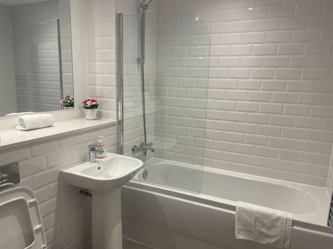 Bathroom 5, The Artist Suite, Birmingham