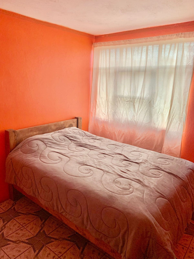 Room 4, Hostal Inty Kucha, Otavalo