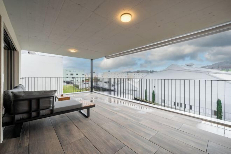 Terrace/patio 4, Swiss Living High-Tech Kitchen, 1G WiFi, Balcony, Kulm