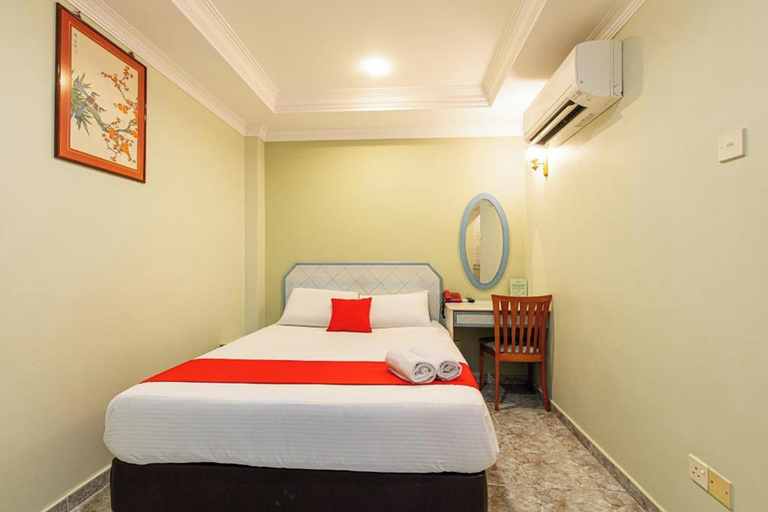 Bedroom 3, Hotel Fuji, Singapura