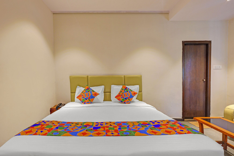 Room 3, Fabhotel Siddarth Grand, Krishna