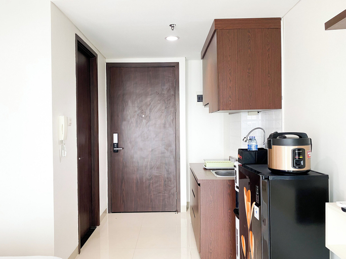 Private kitchen 2, Comfy And Nice Studio At Lrt City Bekasi Apartment, Bekasi
