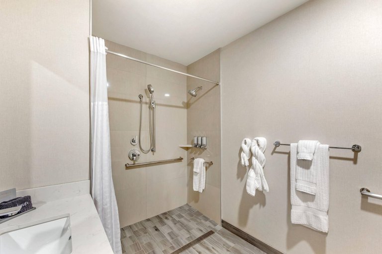 Bathroom 4, Kiota Inn & Event Center Sutter Creek, an Ascend Collection Hotel, Amador